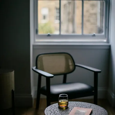 33 Castle Terrace-3