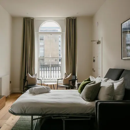 33 Castle Terrace-2