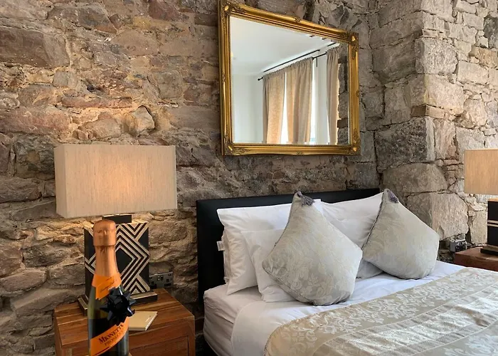 Royal Mile Suites By The Castle Edimburgo